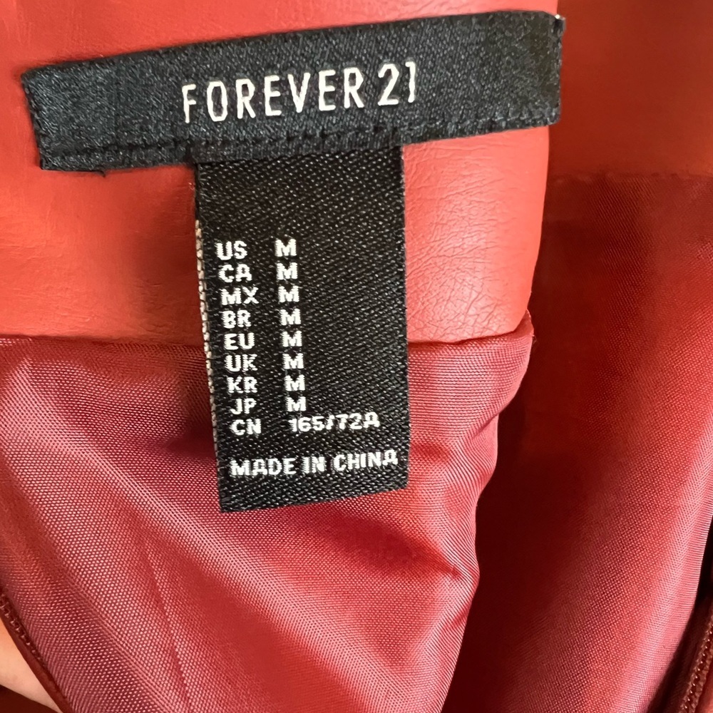 NWOT Forever 21 Button-Front Mini Skirt - Picture 6 of 7